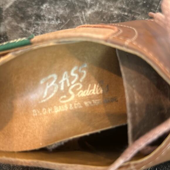Unisex Bass Tan Leather and Suede Vintage Saddle Shoes Size 8 (m) Size 10 (w) main image 7